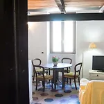 Sunny Apartment Navona Square